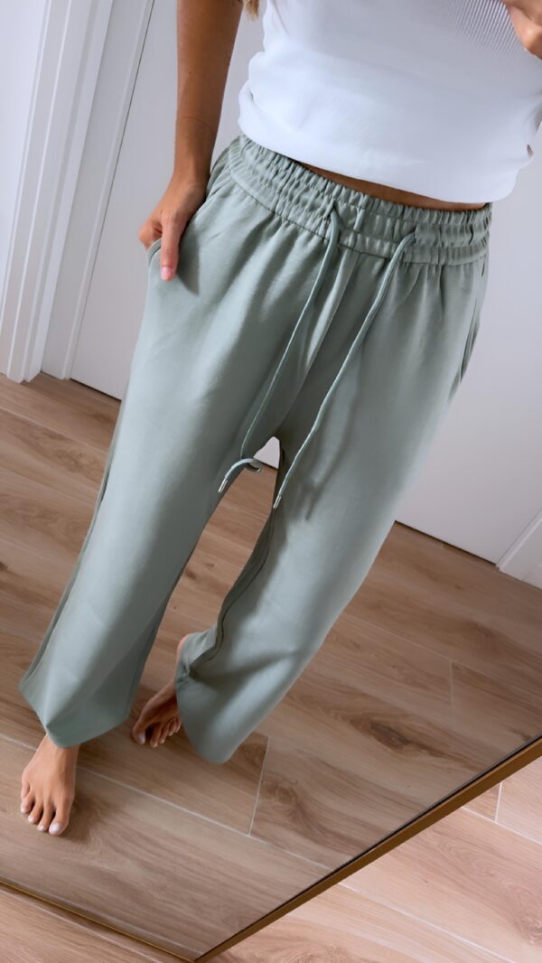 Conjunto Melania Verde - Imagen 5